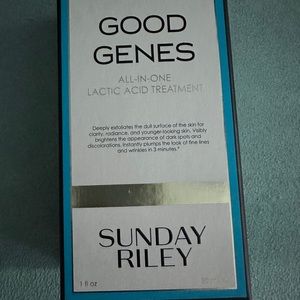 NWT Sunday Riley Facial Beauty and Grooming Moisturizer and Serum FULL SIZE